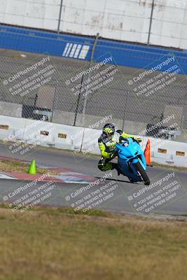 media/Nov-26-2022-Fastrack Riders (Sat) [[b001e85eef]]/Level 2/Session 3 Outside Turn 9/